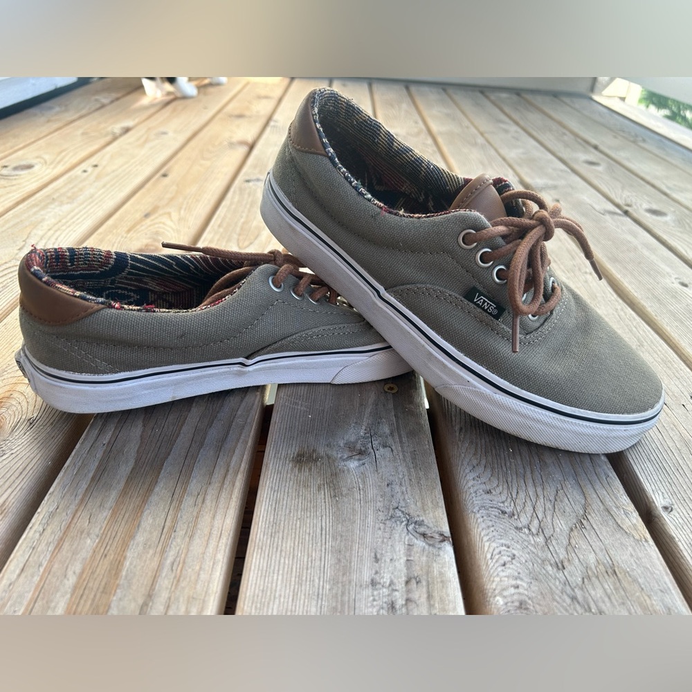 Vans Men's Tan Canvas Sneakers